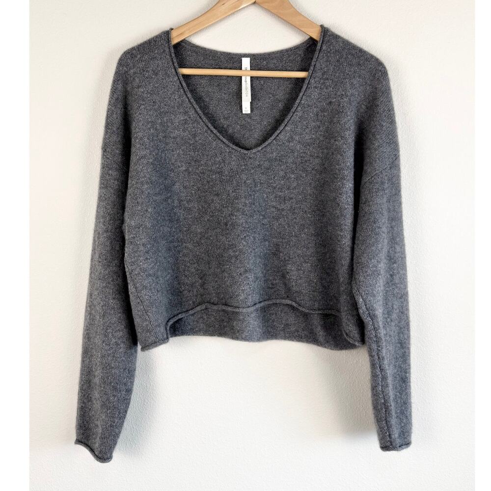 Aritzia Babaton Luxe Cashmere V-Neck Cropped Sweater Small EUC